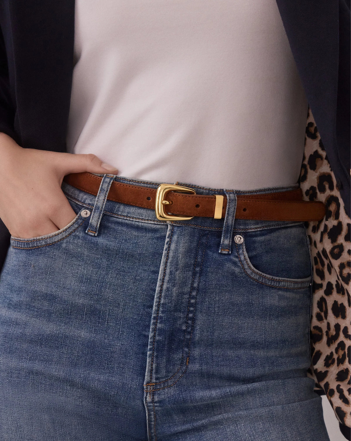 Slim Arch Suede Belt