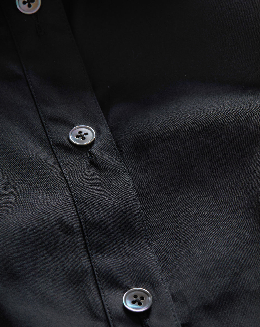 Regina Sleeveless Button-Down Shirt