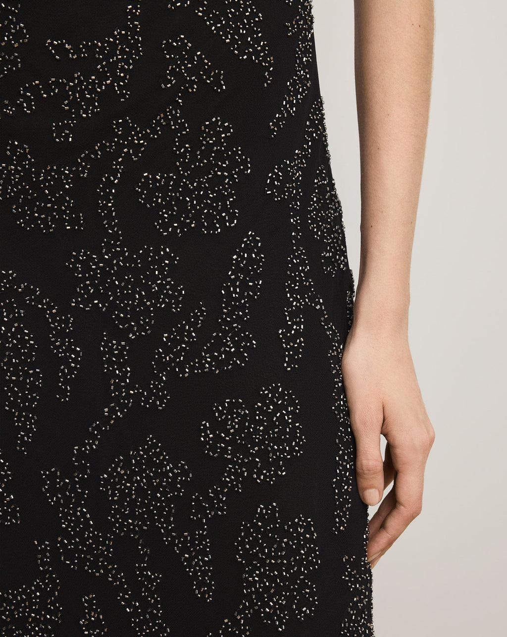 Robe longue ornée de perles Sylven