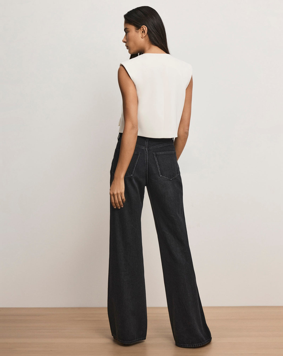 Cliffwood Cropped Vest