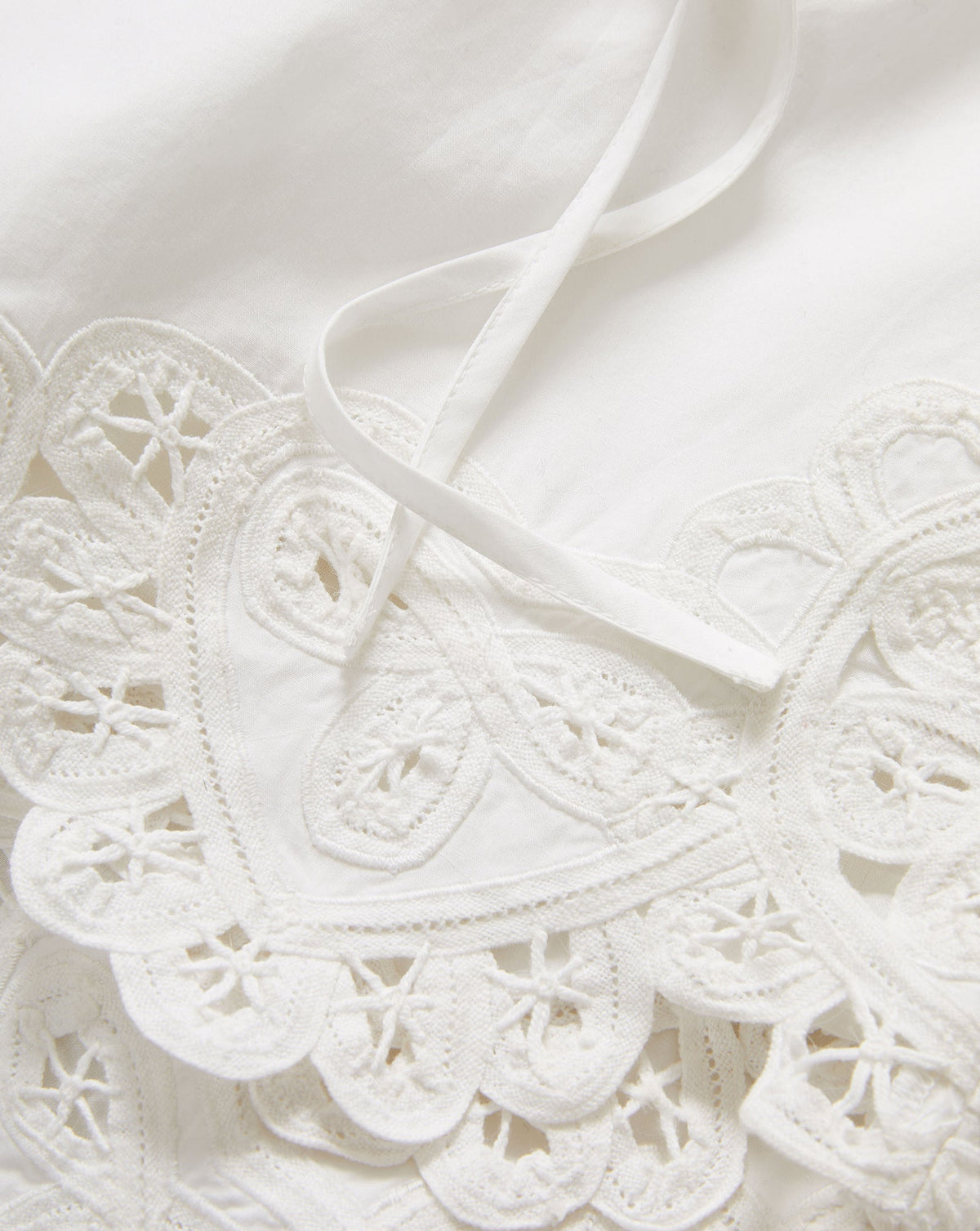 Vilvaldi Lace-Trim Short