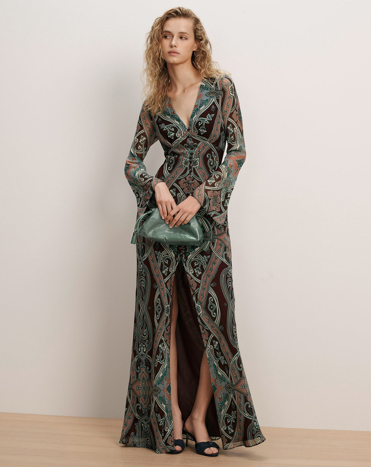 Robe longue en soie Daciana