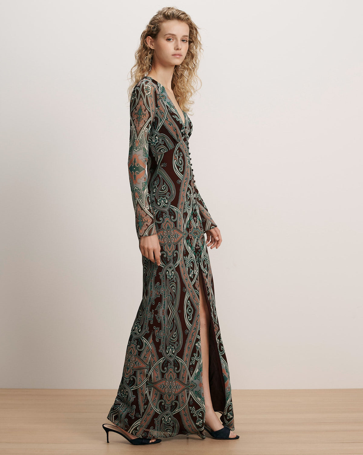 Robe longue en soie Daciana