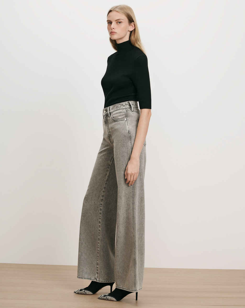 Jean large Kasey