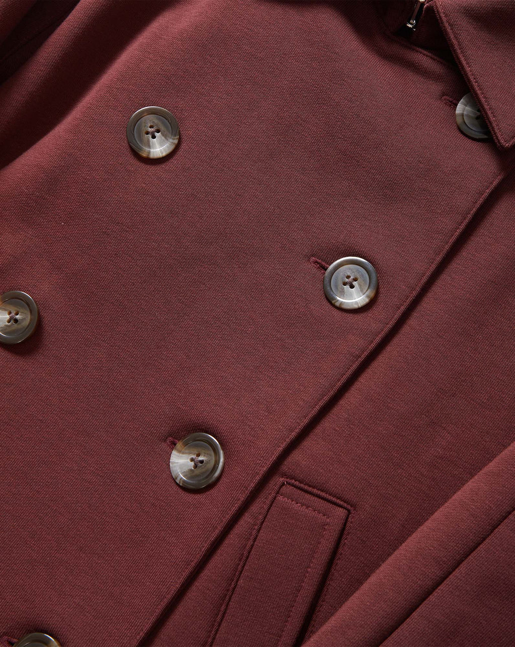 Trench-coat court Conneley