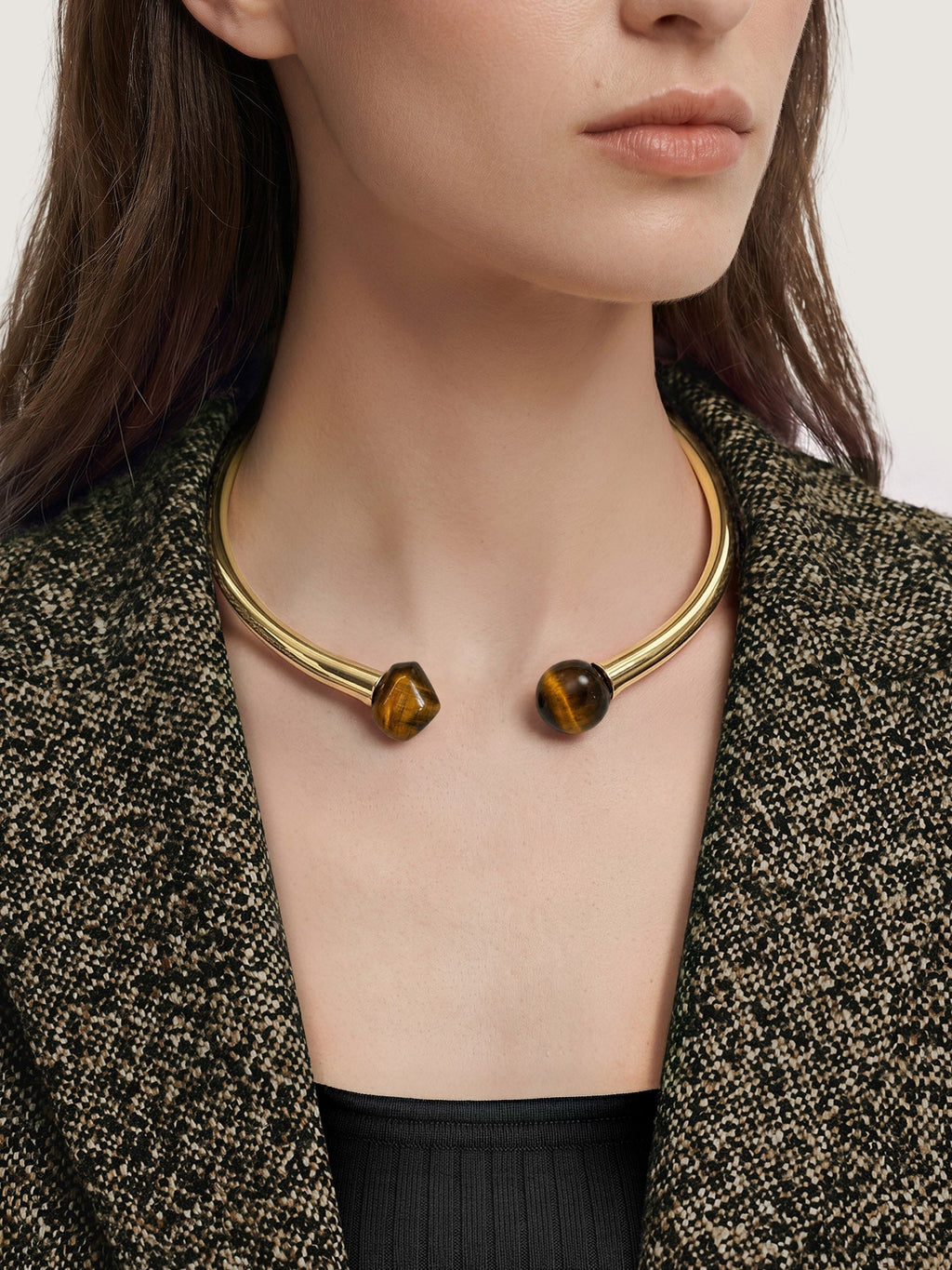 Collier à col ouvert en œil de tigre