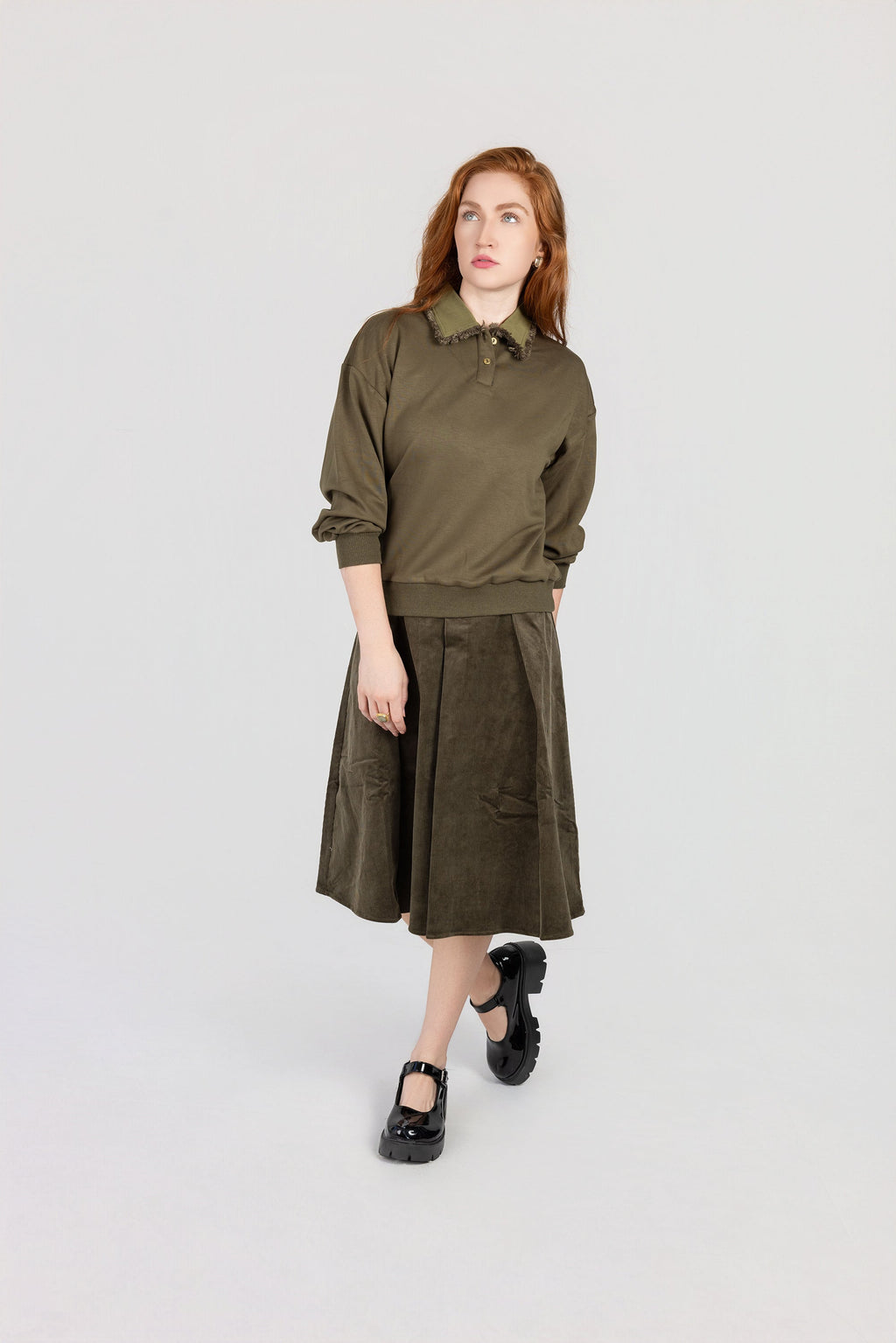 Ensemble tricot pour bébé fille avec col à nœud