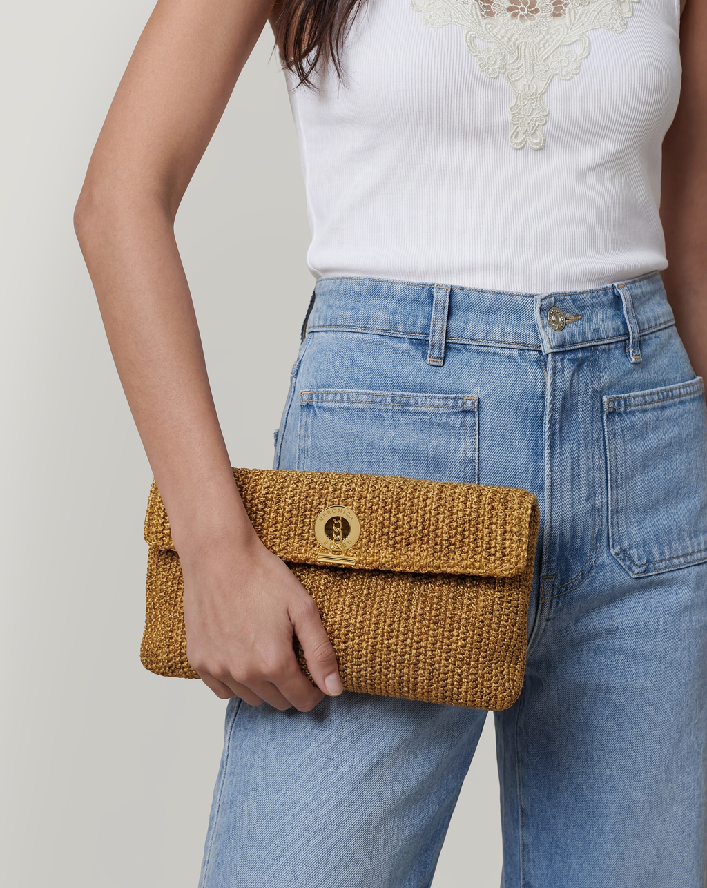 Pochette en raphia avec ancre