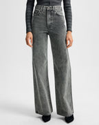 Taylor Wide-Leg Jean